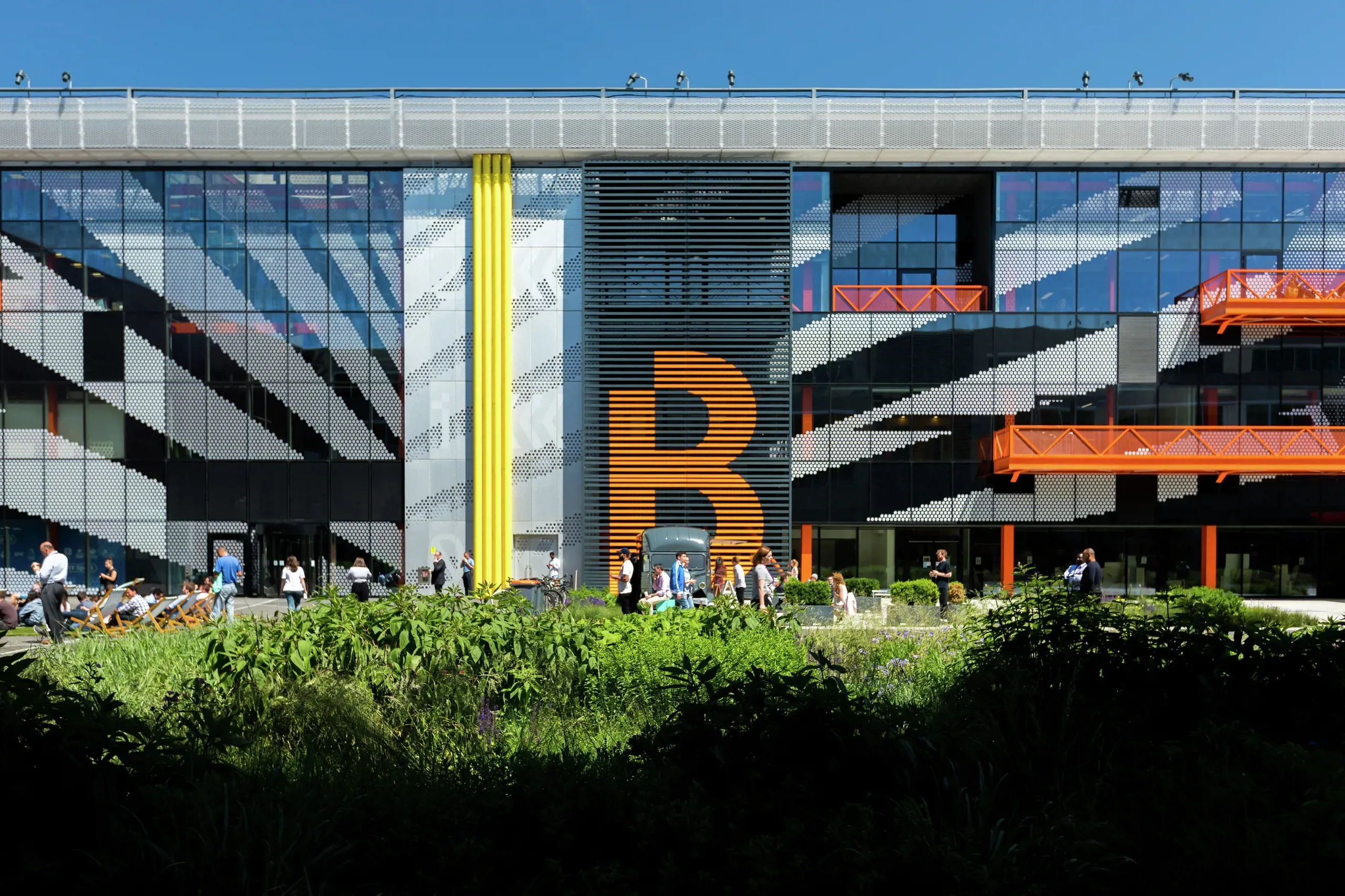 How JPC by Samsic used smarter waste tech to drive engagement